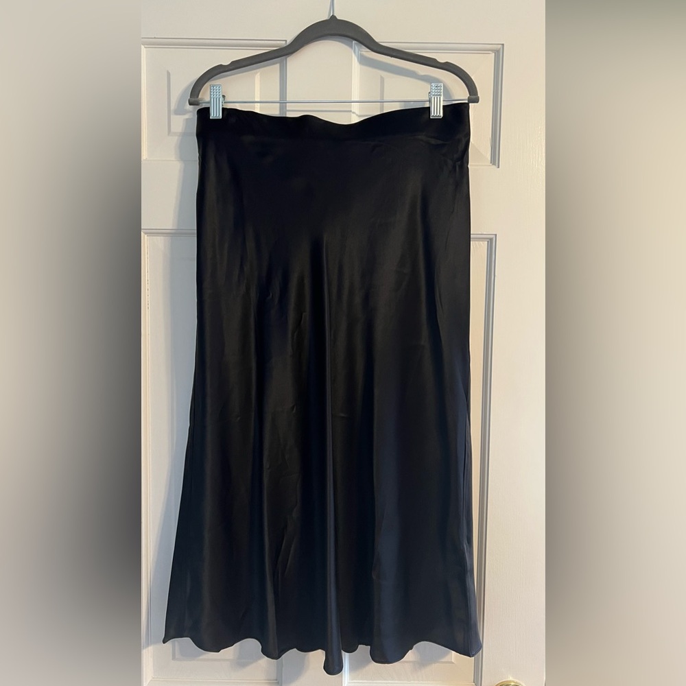Quince 100% Silk Women’s Skirt